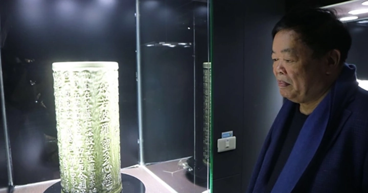 翡翠青瓷, 何志隆, 陶藝家, 藝術家, 陶瓷藝術, 柴燒, 自然落灰, 開片, 冰裂, 植物灰釉, 青瓷歷史, 藝術品, 收藏, jadeceladon, 翡翠青瓷藝術文化有限公司